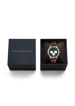 Daniel Wellington Zegarek Iconic Chronograph St Mawes Arctic Panda DW00100875 Brązowy ze sklepu MODIVO w kategorii Zegarki - zdjęcie 186791696