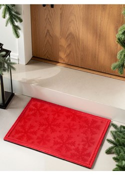 Sinsay - Wycieraczka ze strukturalnym wzorem śnieżynek - czerwony ze sklepu Sinsay w kategorii Dom - zdjęcie 186793166