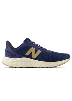 Buty męskie New Balance Fresh Foam Arishi v4 MARISRD4 – granatowe ze sklepu New Balance Poland w kategorii Buty sportowe męskie - zdjęcie 186804377