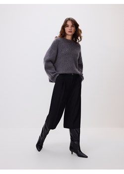 Reserved - Sweter z moherem i wełną - szary - id: 323HI-85X - marki Reserved - 186809387 Reserved - Sweter z moherem i wełną - szary ze sklepu Reserved w kategorii Swetry damskie - zdjęcie 186809387