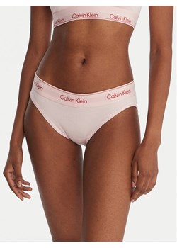 Calvin Klein Underwear Figi klasyczne LV00QF8520 Różowy ze sklepu MODIVO w kategorii Majtki damskie - zdjęcie 186812936