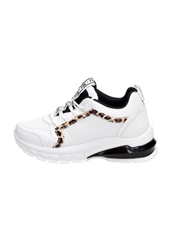 Białe sportowe buty damskie Xti 49916 ze sklepu suzana.pl w kategorii Buty sportowe damskie - zdjęcie 186814525