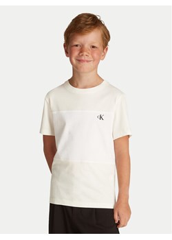 Calvin Klein Jeans Komplet t-shirtów Color Block IB0IB02441 Kolorowy Regular Fit ze sklepu MODIVO w kategorii T-shirty chłopięce - zdjęcie 186822008