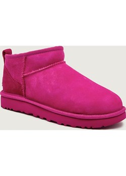 UGG Śniegowce CLASSIC ULTRA MINI | zamsz ze sklepu Gomez Fashion Store w kategorii Śniegowce damskie - zdjęcie 186826116