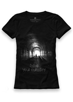 T-shirt damski UNDERWORLD Follow your curiosity ze sklepu morillo w kategorii Bluzki damskie - zdjęcie 187046696