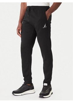 Nautica Spodnie dresowe Nampa N1T04063 Czarny Regular Fit ze sklepu MODIVO w kategorii Spodnie męskie - zdjęcie 187052145