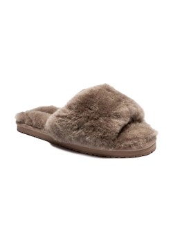 MOU Wełniane obuwie domowe SHEEPSKIN FUR SLIDE SLIPPER ze sklepu Gomez Fashion Store w kategorii Kapcie damskie - zdjęcie 187057649