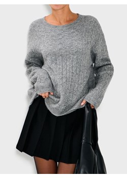 Sinsay - Sweter w prążki - szary ze sklepu Sinsay w kategorii Swetry damskie - zdjęcie 187200195