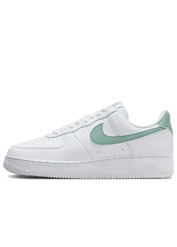 Buty damskie Nike Air Force 1 '07 Next Nature DV3808-112 - białe - id: 3241332 - marki Nike - 187210688 Buty damskie Nike Air Force 1 '07 Next Nature DV3808-112 - białe ze sklepu streetstyle24.pl w kategorii Buty sportowe damskie - zdjęcie 187210688
