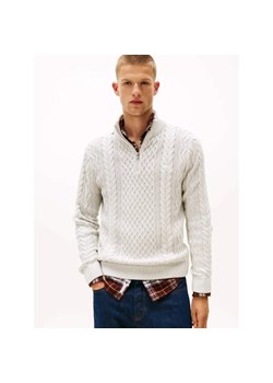 Tommy Jeans Sweter | Slim Fit ze sklepu Gomez Fashion Store w kategorii Swetry męskie - zdjęcie 187228129