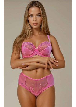 Figi damskie maxi z różowego haftu Cherie, Kolor różowy, Rozmiar XS, Sawren - id: 218238 - marki Sawren - 187230659 Figi damskie maxi z różowego haftu Cherie, Kolor różowy, Rozmiar XS, Sawren ze sklepu Intymna w kategorii Majtki damskie - zdjęcie 187230659