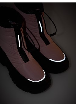 Reserved - Ocieplane śniegowce - intenstywna czerwień ze sklepu Reserved w kategorii Buty zimowe dziecięce - zdjęcie 187235466