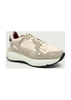 Love Moschino Sneakersy SPEED55 | z dodatkiem skóry - id: LM255W000046101 - marki Love Moschino - 187236566 Love Moschino Sneakersy SPEED55 | z dodatkiem skóry ze sklepu Gomez Fashion Store w kategorii Buty sportowe damskie - zdjęcie 187236566