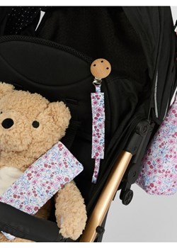 Sinsay - Uchwyt do smoczka - kremowy - id: 773EO-01X - marki Sinsay - 187241506 Sinsay - Uchwyt do smoczka - kremowy ze sklepu Sinsay w kategorii Zabawki - zdjęcie 187241506