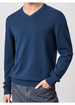 Sinsay - Sweter z dekoltem w serek - niebieski - id: 775FZ-55X - marki Sinsay - 187241507 Sinsay - Sweter z dekoltem w serek - niebieski ze sklepu Sinsay w kategorii Swetry męskie - zdjęcie 187241507