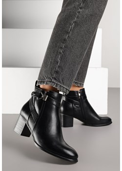 Czarne Botki na Słupkowym Obcasie z Eleganckim Zdobieniem przy Cholewce Tulaneira - id: 12725-38-BLACK - marki Renee - 187244698 Czarne Botki na Słupkowym Obcasie z Eleganckim Zdobieniem przy Cholewce Tulaneira ze sklepu renee.pl w kategorii Botki - zdjęcie 187244698