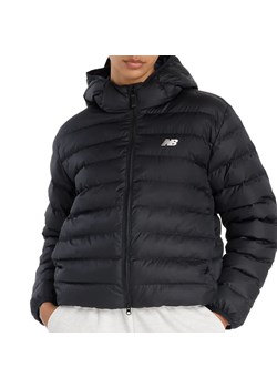 Kurtka damska New Balance WO53500BK - czarna ze sklepu streetstyle24.pl w kategorii Kurtki damskie - zdjęcie 187246917