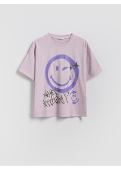 Reserved - T-shirt SmileyWorld® - lawendowy - id: 473FT-04X - marki Reserved - 187249267 Reserved - T-shirt SmileyWorld® - lawendowy ze sklepu Reserved w kategorii Bluzki dziewczęce - zdjęcie 187249267