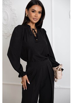 BLUZKA Z FALBANKĄ POD SZYJĄ I NA RĘKAWACH- CZARNA - id: 20643 - marki Olika - 187249865 BLUZKA Z FALBANKĄ POD SZYJĄ I NA RĘKAWACH- CZARNA ze sklepu olika.com.pl w kategorii Bluzki damskie - zdjęcie 187249865