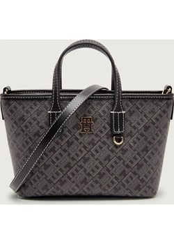 Tommy Hilfiger Kuferek TH MONOPLAY - id: TH255W000103D12 - marki Tommy Hilfiger - 187255526 Tommy Hilfiger Kuferek TH MONOPLAY ze sklepu Gomez Fashion Store w kategorii Kuferki - zdjęcie 187255526