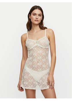 Hunkemöller Halka Darcy 302686 Beżowy Slim Fit - id: 0000305671486 - marki Hunkemöller - 187256726 Hunkemöller Halka Darcy 302686 Beżowy Slim Fit ze sklepu MODIVO w kategorii Koszule nocne - zdjęcie 187256726