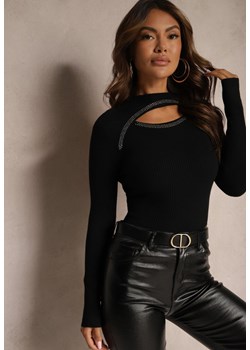 Czarny Prążkowany Golf z Dekoltem Ozdobionym Cyrkoniami i Wycięciem Meriannes - id: 3661-MIX6K-38-BLACK - marki Renee - 187263328 Czarny Prążkowany Golf z Dekoltem Ozdobionym Cyrkoniami i Wycięciem Meriannes ze sklepu renee.pl w kategorii Swetry damskie - zdjęcie 187263328