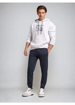 Sinsay - Spodnie jogger - granatowy - id: 008EV-59M - marki Sinsay - 187266245 Sinsay - Spodnie jogger - granatowy ze sklepu Sinsay w kategorii Spodnie męskie - zdjęcie 187266245