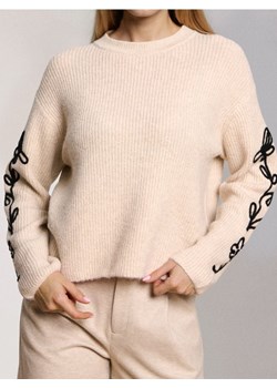 Sinsay - Prążkowany sweter - beżowy - id: 429FJ-08M - marki Sinsay - 187267757 Sinsay - Prążkowany sweter - beżowy ze sklepu Sinsay w kategorii Swetry damskie - zdjęcie 187267757