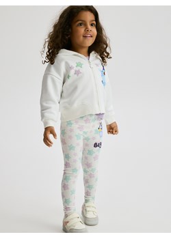 Reserved - Bawełniane legginsy Bluey - złamana biel - id: 508GX-01X - marki Reserved - 187269078 Reserved - Bawełniane legginsy Bluey - złamana biel ze sklepu Reserved w kategorii Spodnie dziewczęce - zdjęcie 187269078