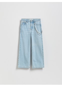 Reserved - Jeansy straight z łańcuszkiem - niebieski - id: 822FF-50J - marki Reserved - 187273786 Reserved - Jeansy straight z łańcuszkiem - niebieski ze sklepu Reserved w kategorii Spodnie dziewczęce - zdjęcie 187273786