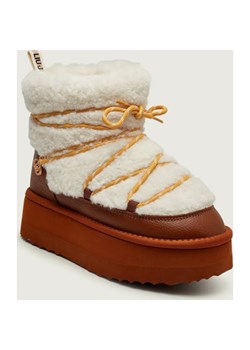 Liu Jo Śniegowce JANE 07 | shearling | skóra - id: LC255W000022ZT8 - marki Liu Jo - 187274055 Liu Jo Śniegowce JANE 07 | shearling | skóra ze sklepu Gomez Fashion Store w kategorii Śniegowce damskie - zdjęcie 187274055