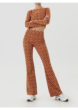 Sinsay - Legginsy flare ze wzorem geometrycznym - wielobarwny - id: 6427Q-MLC - marki Sinsay - 187276339 Sinsay - Legginsy flare ze wzorem geometrycznym - wielobarwny ze sklepu Sinsay w kategorii Spodnie damskie - zdjęcie 187276339