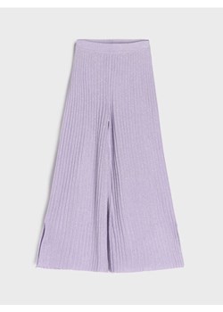 Sinsay - Prążkowane spodnie wide leg - fioletowy - id: 937GH-04X - marki Sinsay - 187276385 Sinsay - Prążkowane spodnie wide leg - fioletowy ze sklepu Sinsay w kategorii Spodnie dziewczęce - zdjęcie 187276385
