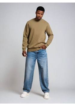 Sinsay - Bluza crewneck z napisem - khaki - id: 5035O-87X - marki Sinsay - 187280728 Sinsay - Bluza crewneck z napisem - khaki ze sklepu Sinsay w kategorii Bluzy męskie - zdjęcie 187280728