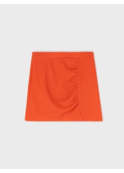 Sinsay - Prążkowana spódnica mini z marszczeniami - pomarańczowy - id: 7021J-22X - marki Sinsay - 187280776 Sinsay - Prążkowana spódnica mini z marszczeniami - pomarańczowy ze sklepu Sinsay w kategorii Spódnice - zdjęcie 187280776