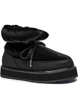 Juicy Couture Ocieplane śniegowce TANYEL - id: JY245W000002001 - marki Juicy Couture - 187280899 Juicy Couture Ocieplane śniegowce TANYEL ze sklepu Gomez Fashion Store w kategorii Śniegowce damskie - zdjęcie 187280899