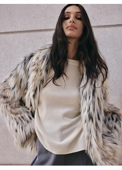 Mohito - Wełniany kremowy sweter - kremowy - id: 431EQ-01X - marki Mohito - 187281425 Mohito - Wełniany kremowy sweter - kremowy ze sklepu Mohito w kategorii Swetry damskie - zdjęcie 187281425