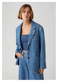 Levi's Blezer dżinsowy w kolorze niebieskim - id: 17870259 - marki Levi's - 187283787 Levi's Blezer dżinsowy w kolorze niebieskim ze sklepu Limango Polska w kategorii Marynarki damskie - zdjęcie 187283787