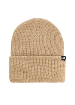 Czapka New Balance LAH43010SOT Beżowy - id: 0000304479267 - marki New Balance - 187284047 Czapka New Balance LAH43010SOT Beżowy ze sklepu eobuwie.pl w kategorii Czapki zimowe damskie - zdjęcie 187284047
