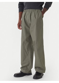 Jack & Jones Spodnie materiałowe Owen Cade 12282385 Zielony Baggy Fit ze sklepu MODIVO w kategorii Spodnie męskie - zdjęcie 187285475