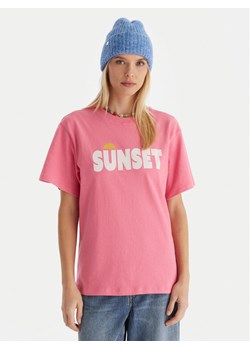 Roxy T-Shirt Sunnyoversize Easy ERJZT06033 Różowy Oversize - id: 0000305649409 - marki ROXY - 187285538 Roxy T-Shirt Sunnyoversize Easy ERJZT06033 Różowy Oversize ze sklepu MODIVO w kategorii Bluzki damskie - zdjęcie 187285538