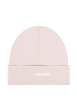 Calvin Klein Czapka Inst Patch Beanie K60K612322 Różowy - id: 8720639559145 - marki Calvin Klein - 187285576 Calvin Klein Czapka Inst Patch Beanie K60K612322 Różowy ze sklepu MODIVO w kategorii Czapki zimowe damskie - zdjęcie 187285576