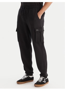Quiksilver Spodnie dresowe EQYFB03401 Czarny Regular Fit ze sklepu MODIVO w kategorii Spodnie męskie - zdjęcie 187285656