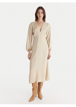 ViCOLO Sukienka koktajlowa TF0250 Beżowy Regular Fit - id: 0000305920218 - marki Vicolo - 187285708 ViCOLO Sukienka koktajlowa TF0250 Beżowy Regular Fit ze sklepu MODIVO w kategorii Sukienki - zdjęcie 187285708