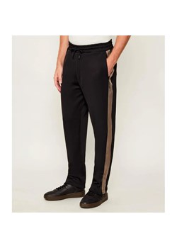 HUGO Spodnie dresowe Dolos | Loose fit - id: BU255M000132001 - marki Hugo Boss - 187288267 HUGO Spodnie dresowe Dolos | Loose fit ze sklepu Gomez Fashion Store w kategorii Spodnie męskie - zdjęcie 187288267