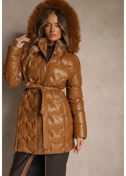 Brązowa Kurtka Pikowana z Odpinanym Futerkiem i Kapturem Ozdobiona Paskiem Olinesa ze sklepu renee.pl w kategorii Kurtki damskie - zdjęcie 187290165