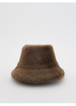 Reserved - Kapelusz ze sztucznego futerk - brązowy ze sklepu Reserved w kategorii Kapelusze damskie - zdjęcie 187290909