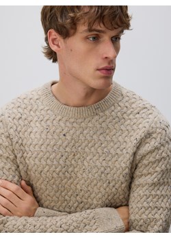 Reserved - Strukturalny sweter z wełną - beżowy ze sklepu Reserved w kategorii Swetry męskie - zdjęcie 187291088