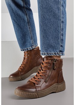 Brązowe Sportowe Botki ze Sznurowaną Cholewką i Ozdobnym Suwakiem Ezilare - id: 402009 - marki born2be - 187292286 Brązowe Sportowe Botki ze Sznurowaną Cholewką i Ozdobnym Suwakiem Ezilare ze sklepu born2be.pl w kategorii Botki - zdjęcie 187292286