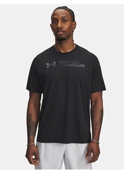 Under Armour Koszulka sportowa w kolorze czarnym ze sklepu Limango Polska w kategorii T-shirty męskie - zdjęcie 187293246